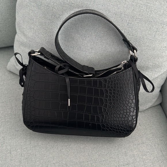 Urban Outfitters Black Shoulder Bag - Picture 2 of 2